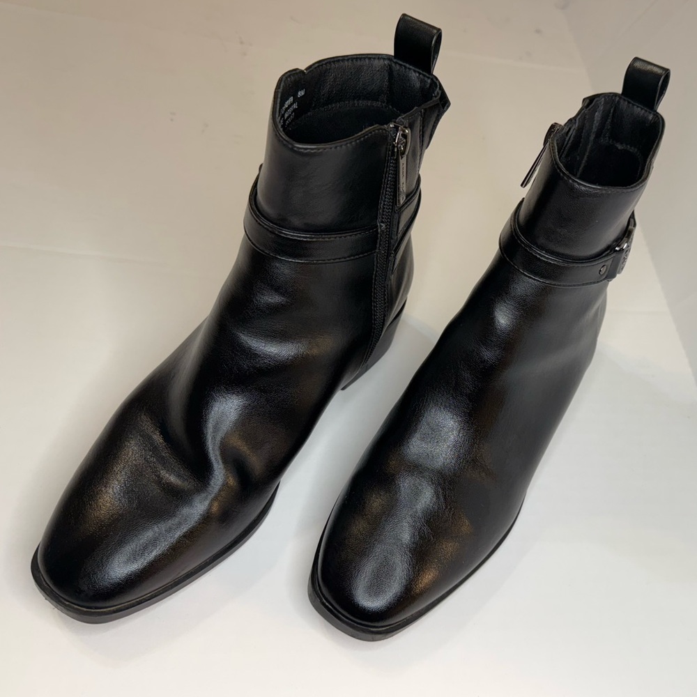 Anne Klein Flex Sz 8M Women's Black Ankle Boots with Ankle Strap and Metal Logo